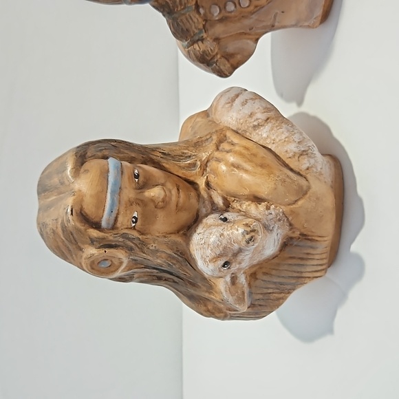 Lily of the Mohawk (2) Porcelain Native American Bust Figures Statues Brown - Picture 2 of 7